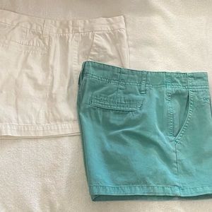 Womens ( target ) Shorts Green Size 8  White Size 10